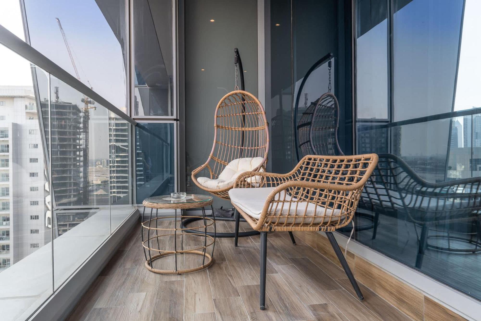 In J One Tower Perfect For Your And Sleeps 4 Dubai