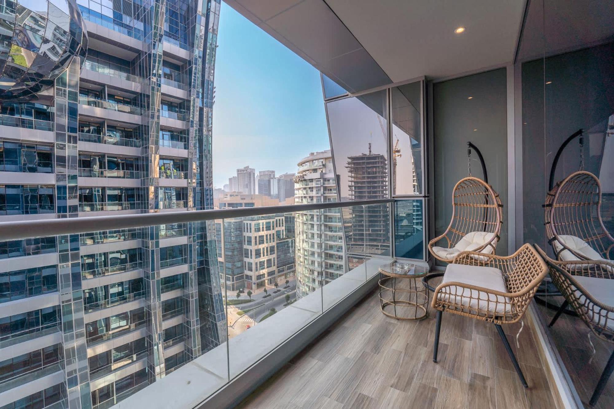 In J One Tower Perfect For Your And Sleeps 4 Apartment