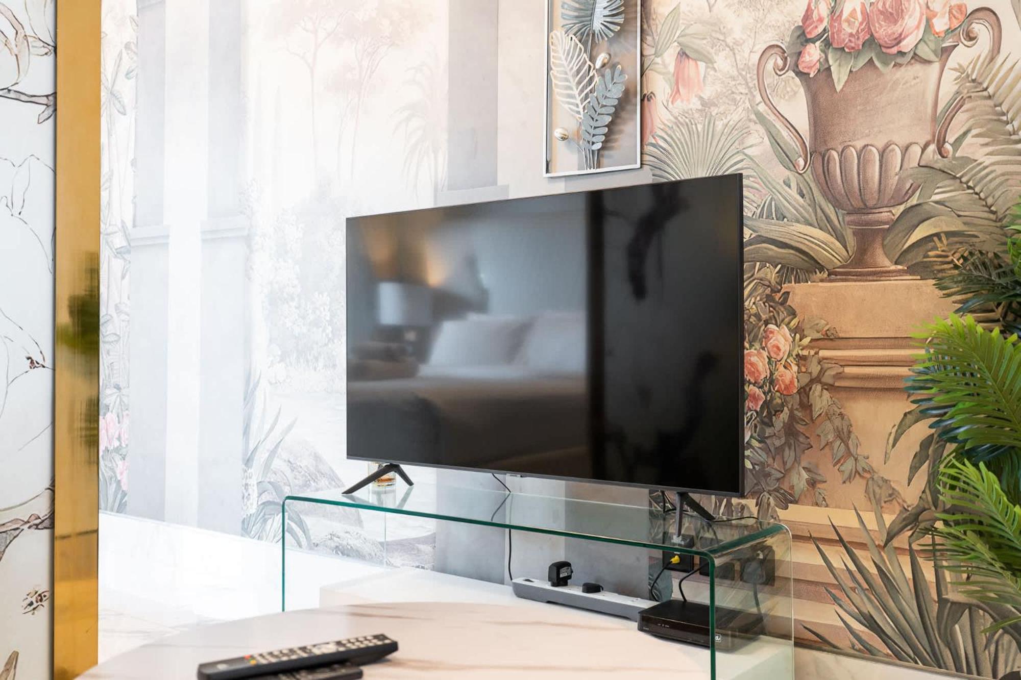 Apartment In J One Tower Perfect For Your And Sleeps 4