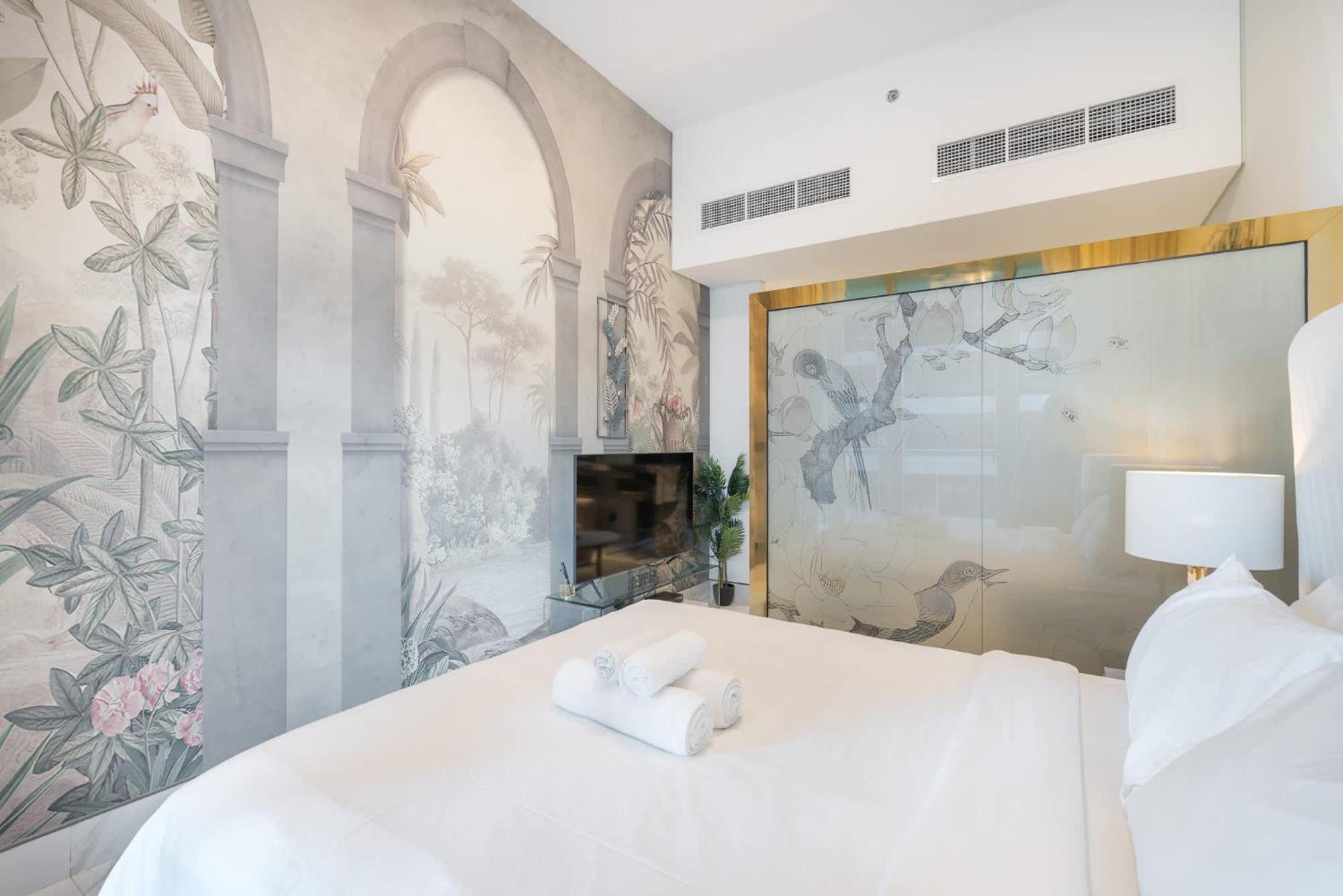 In J One Tower Perfect For Your And Sleeps 4 Apartment